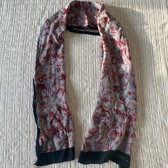 Vintage Anne Klein silk scarf. - Picture 3 of 9